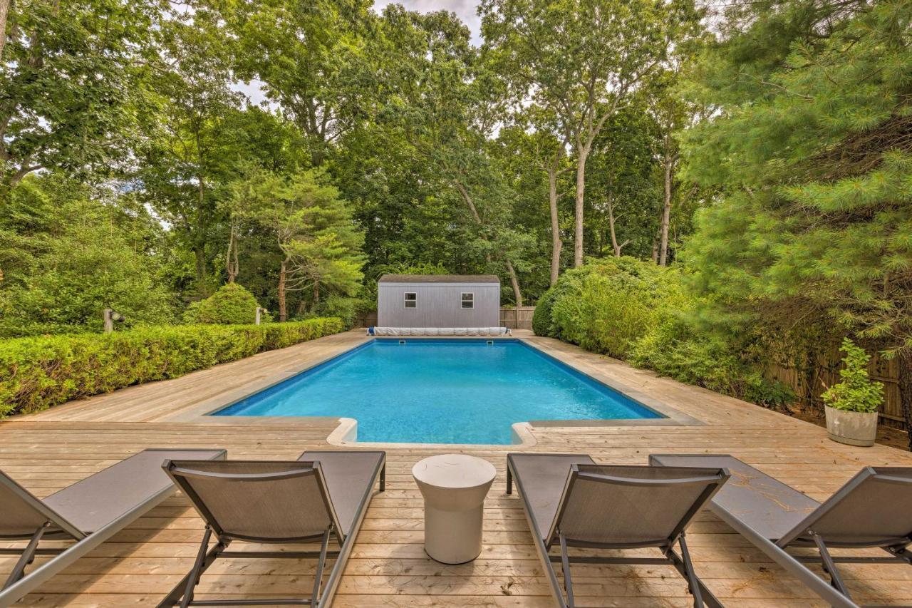 Modern Hampton Bays Home With Outdoor Pool! Exterior photo